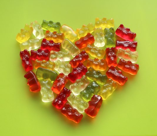 Gelatine richtig verarbeiten – so geht’s! Gelatine richtig verarbeiten - so gehts